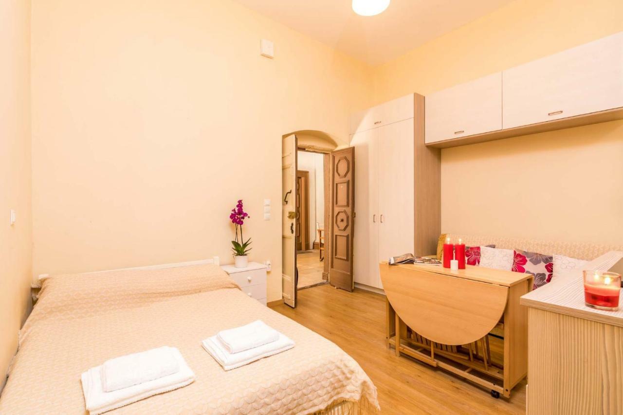 Kantouni Bizi Studio Corfu  Luaran gambar