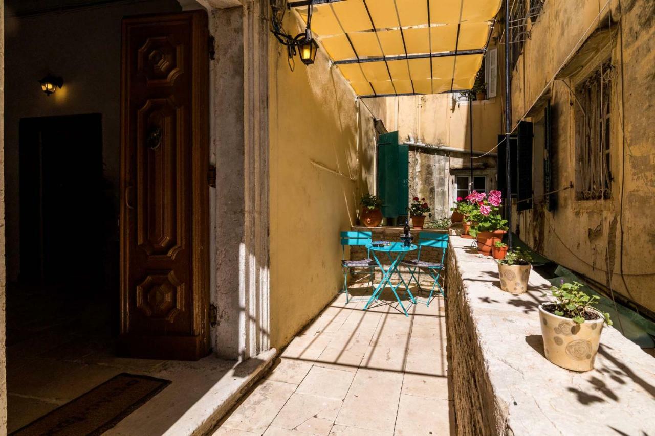 Kantouni Bizi Studio Corfu  Luaran gambar